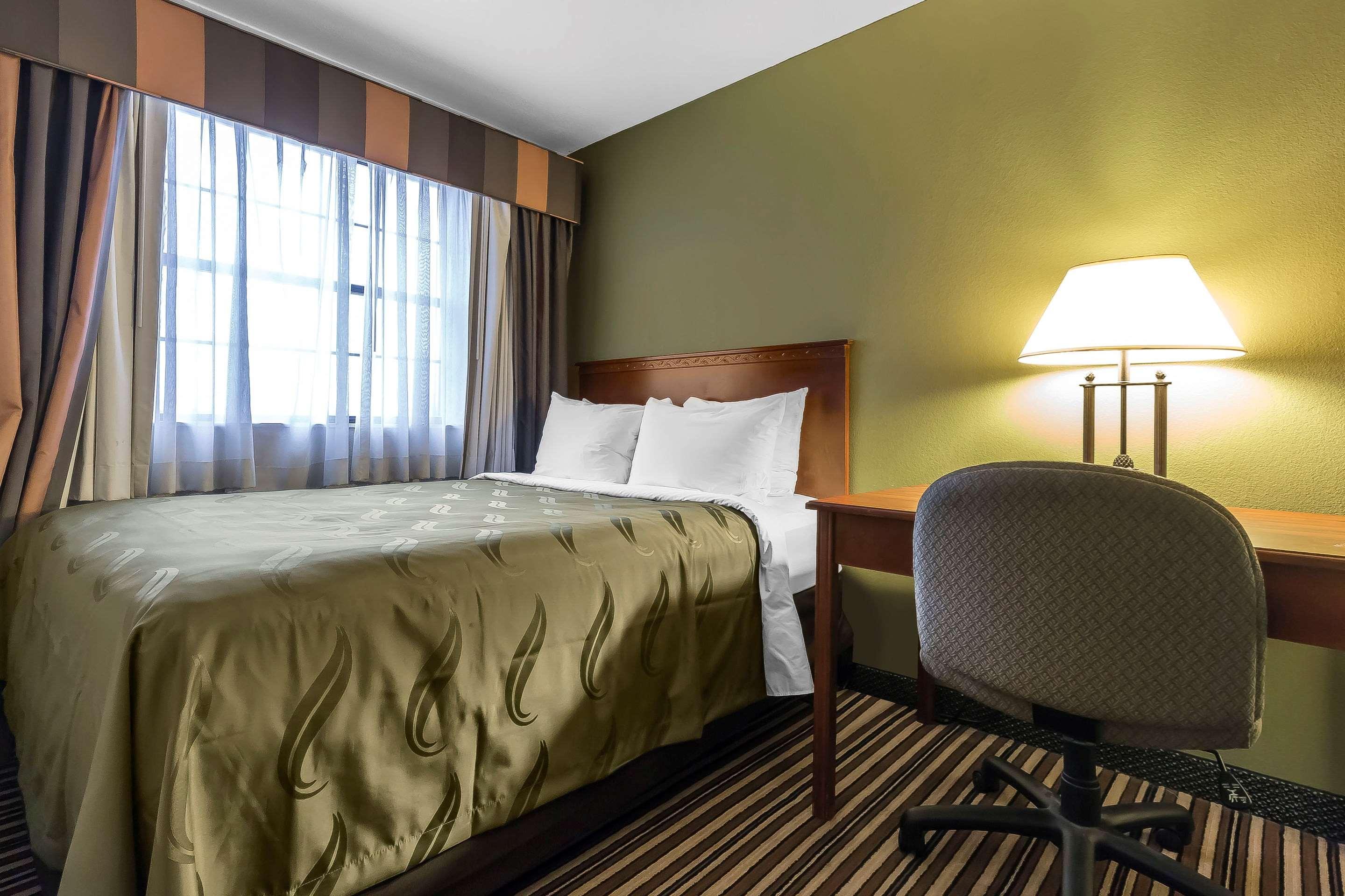 Quality Inn & Suites Columbia I-70 Esterno foto