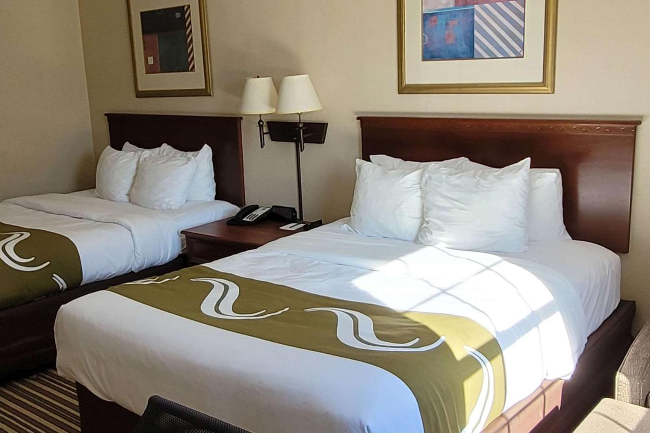 Quality Inn & Suites Columbia I-70 Esterno foto