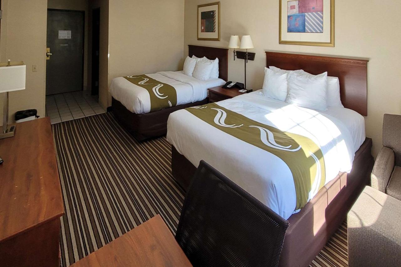 Quality Inn & Suites Columbia I-70 Esterno foto